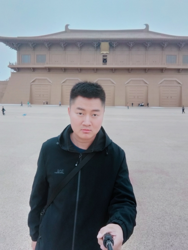 放肆的青春的第一张照片--太原相亲服务中心