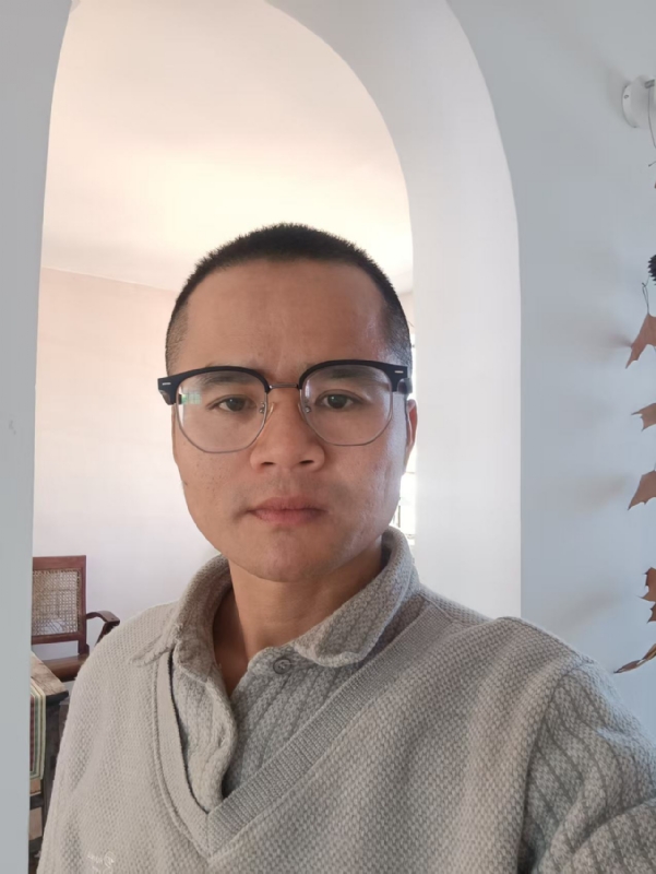 戴戴的第二张照片--太原相亲服务中心