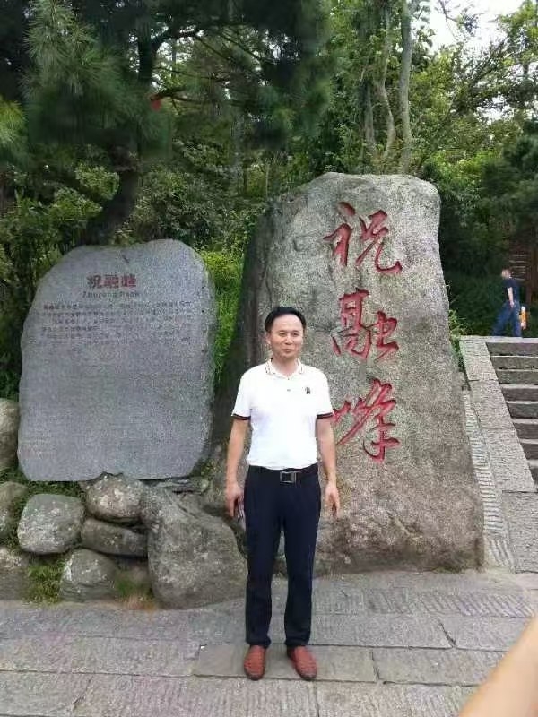 真诚的第三张照片--太原相亲服务中心