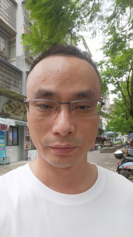 孤狼的第一张照片--太原相亲服务中心