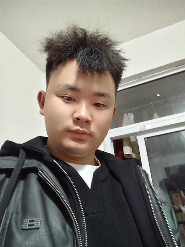 阿龙找对象的第一张照片--太原相亲服务中心