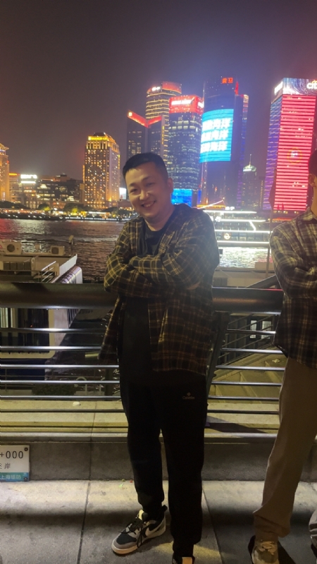 爱你一生一世的第一张照片--太原相亲服务中心