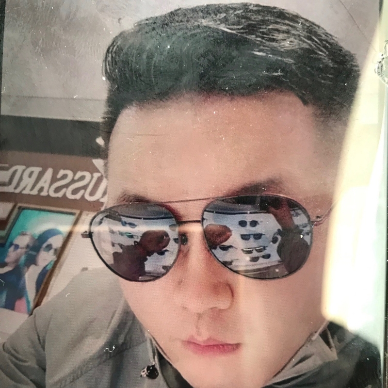 至尊宝的第一张照片--太原相亲服务中心