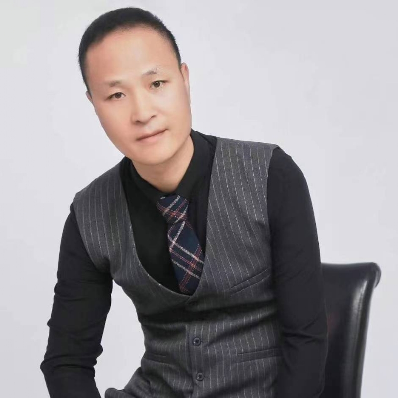 子昂的第一张照片--太原相亲服务中心