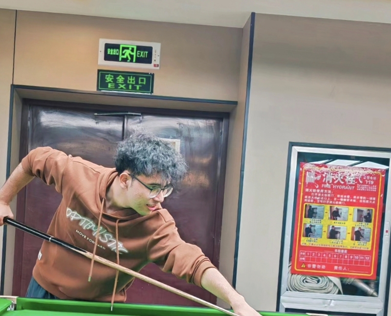 小鬼的第一张照片--太原相亲服务中心