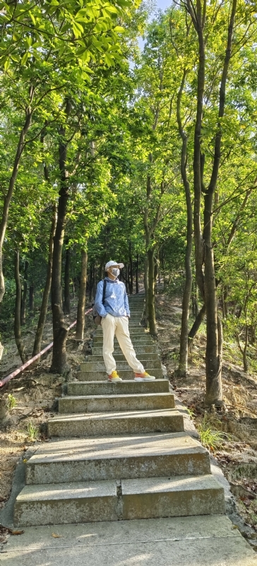 书衣的第三张照片--太原相亲服务中心