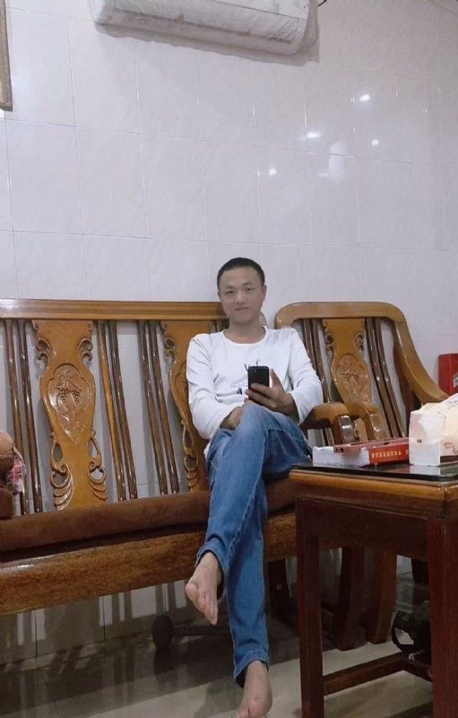 知年的第三张照片--太原相亲服务中心