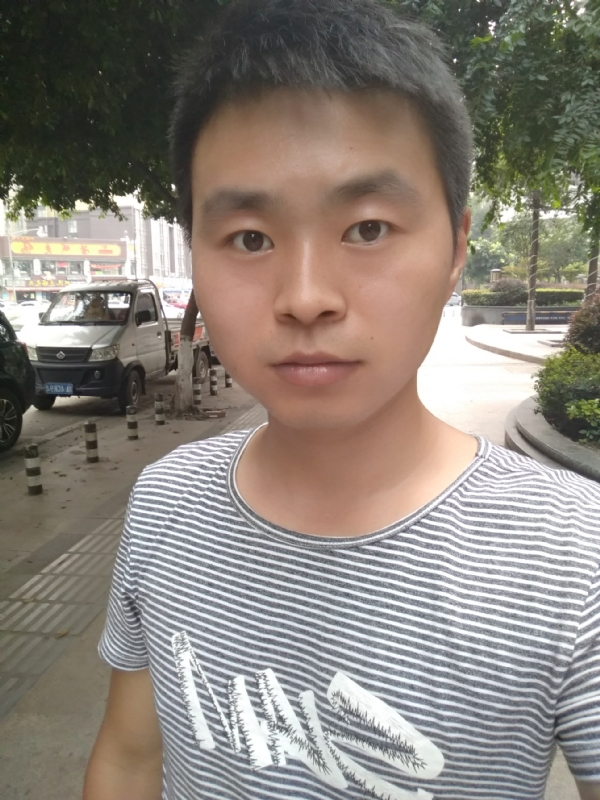 老虎养成猫的第一张照片--太原相亲服务中心